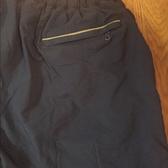 Columbia | Men's Flatwater Run Shorts - Picture 5 of 10